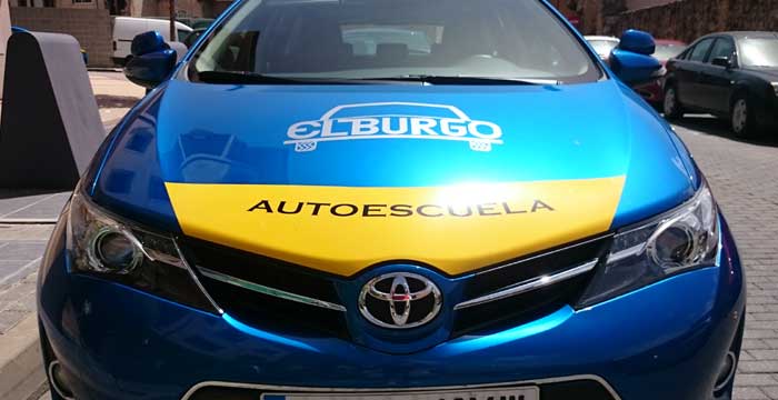 Nuevos vehículos 2015 - Autoescuela el Burgo